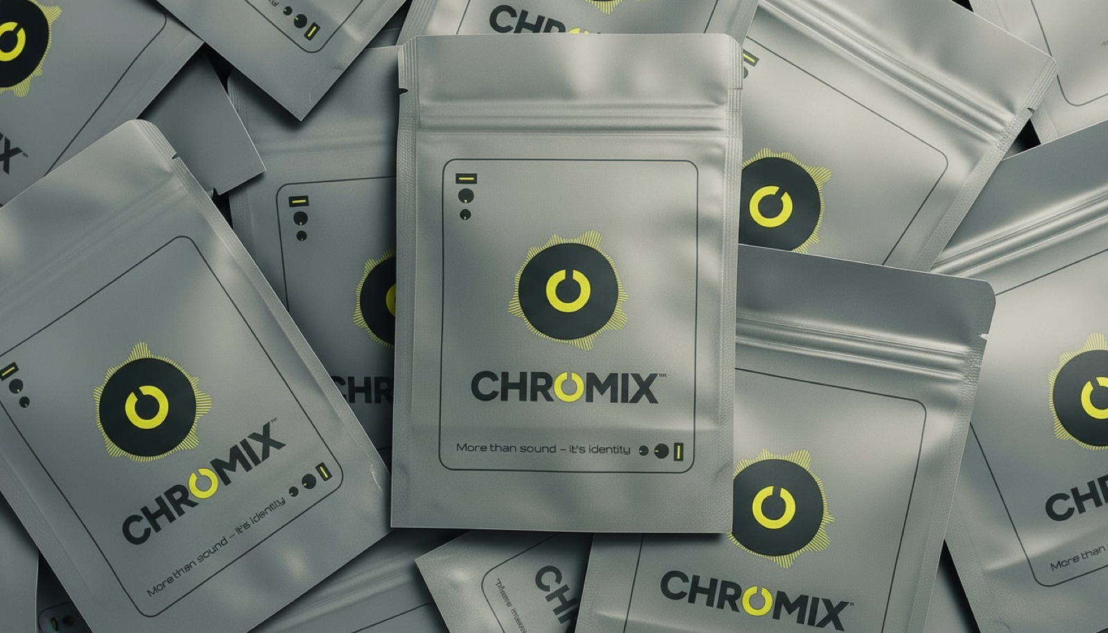Renderizare realistă a ambalajului ChromixGear